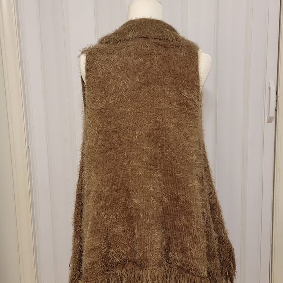 Donna Diosa Brown Eye Lash Hem Fly Away Open Boho Hippie Fuzzie Vest Free Sz - Picture 3 of 9